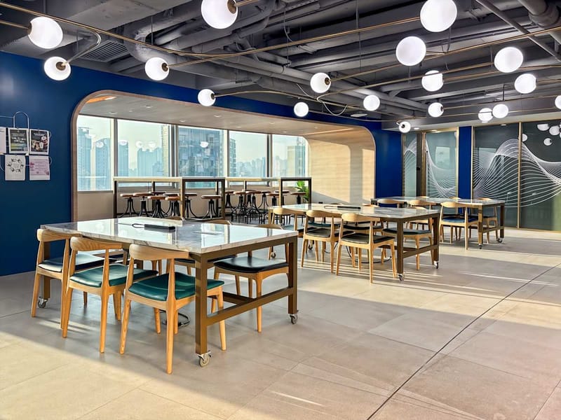 Regus - Grand Century Place - Tower II - Prince Edward Road West - Mongkok - Kowloon - Hong Kong image 7