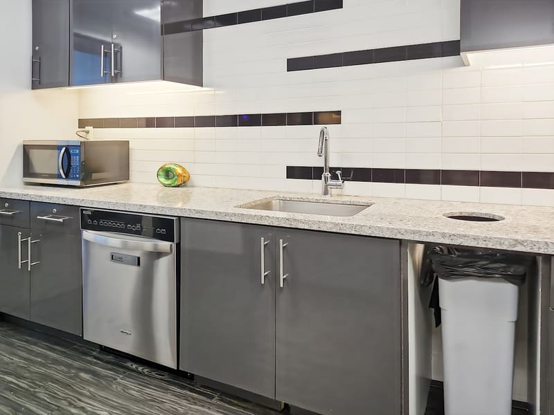Regus - North Laura Street - Jacksonville - FL image 6