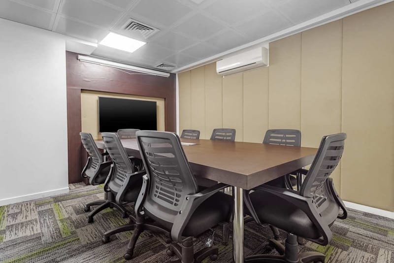 Regus - Dolmen Mall - Sea View Road - Clifton - Karachi image 9