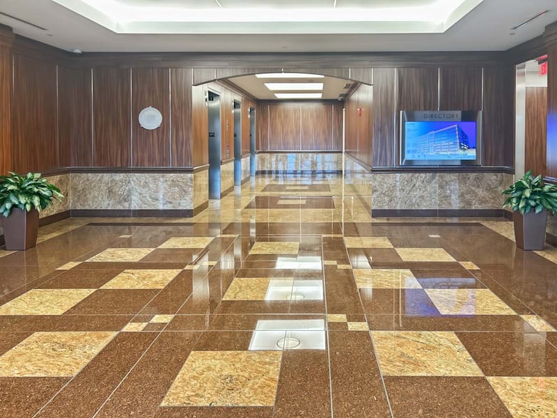 Regus - 5680 Kingstowne Ridge - King Centre Drive - Alexandria - VA image 4