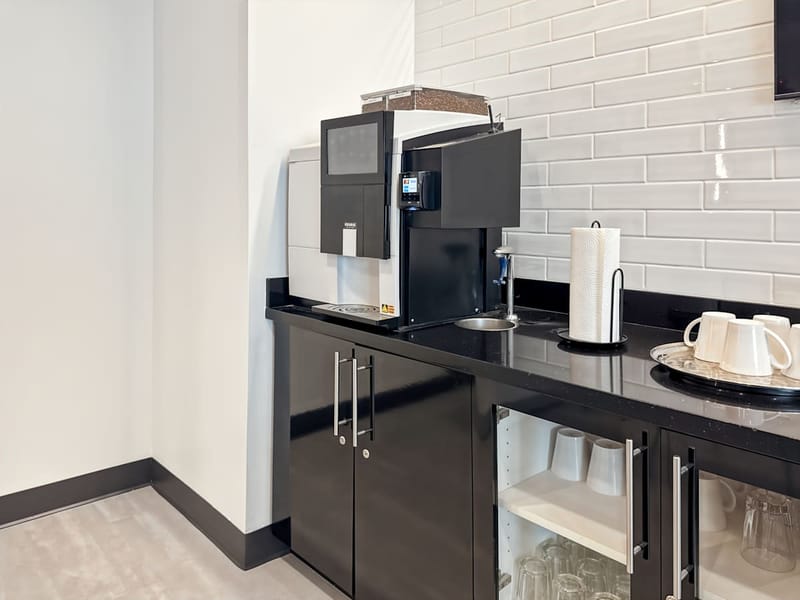 Regus - San Tan Corporate Center II - 3100 West Ray Road - Chandler - AZ image 6