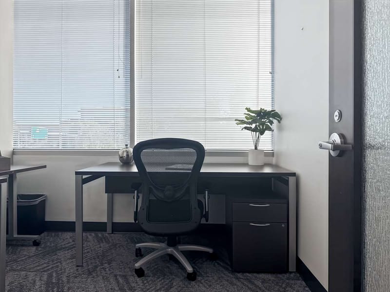 Regus - San Tan Corporate Center II - 3100 West Ray Road - Chandler - AZ image 9