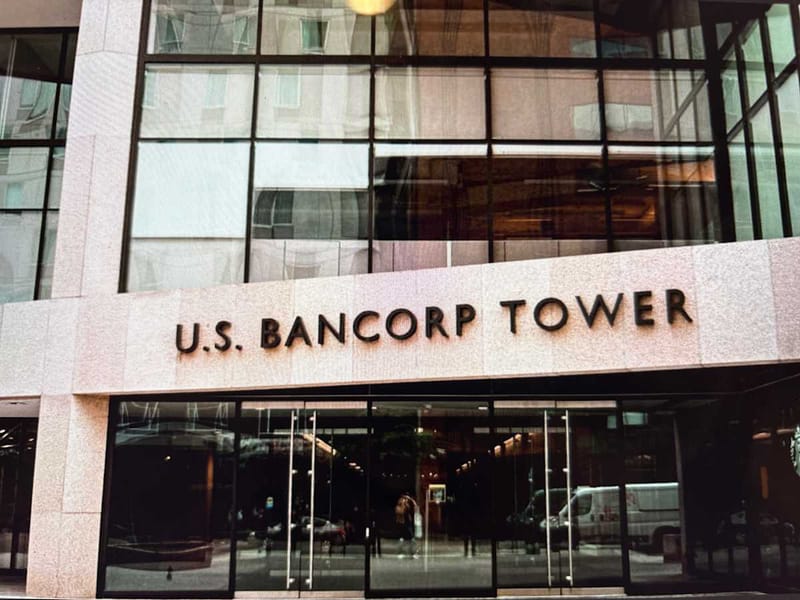 Regus - US Bancorp Tower - 111 S.W. Fifth Avenue - Portland - OR image 12