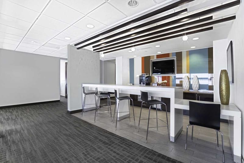Regus - 6991 East Camelback Rd - Scottsdale - AZ image 6