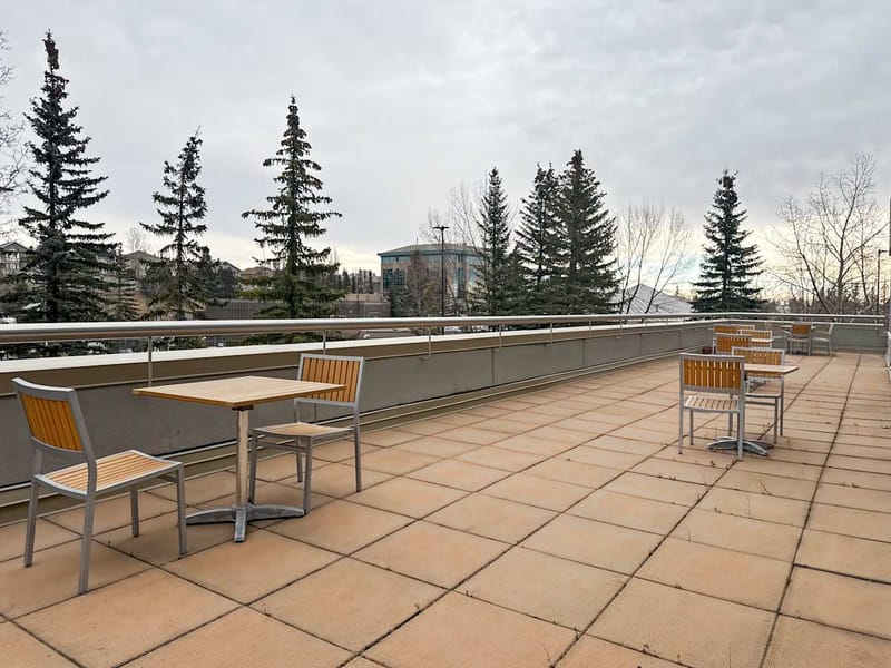 Regus - Crowfoot Centre - 600 Crowfoot Crescent N.W. - Calgary - AB image 11