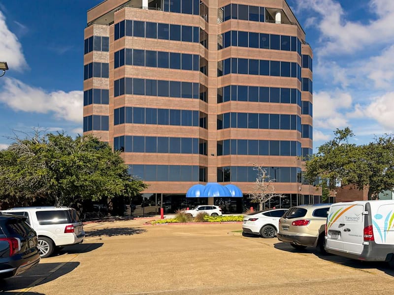 Regus - Bryan - Galleria Village - 1716 Briarcrest Drive - Bryan - TX image 17