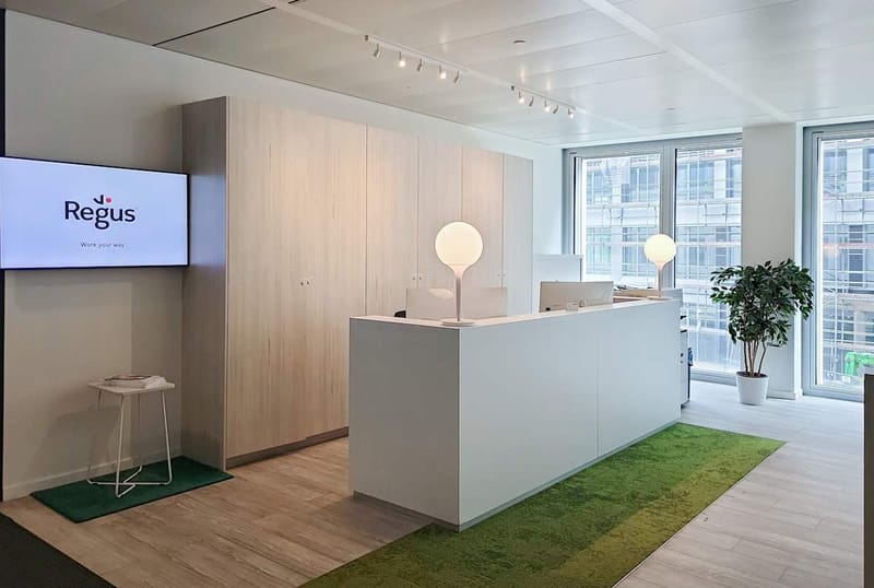 Regus - Kirchberg City Centre - Eolis Square - 26-28 Rue Edward Steichen - Luxembourg image 2