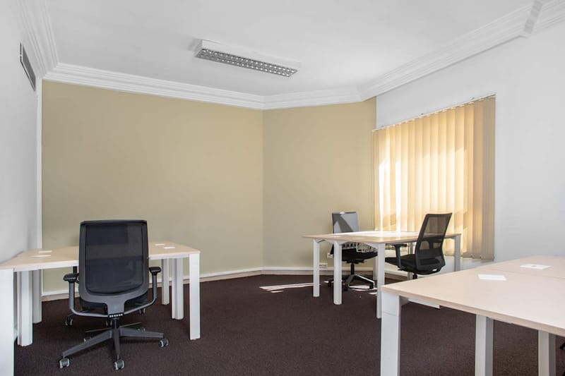 Regus - Carthage Center - Rue du Lac de Constance - Les Berges du Lac - Tunis image 8