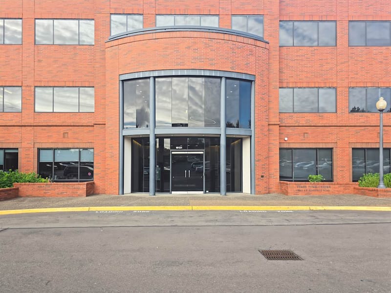 Regus - Clackamas - 10121 SE Sunnyside Rd - Clackamas - OR image 2