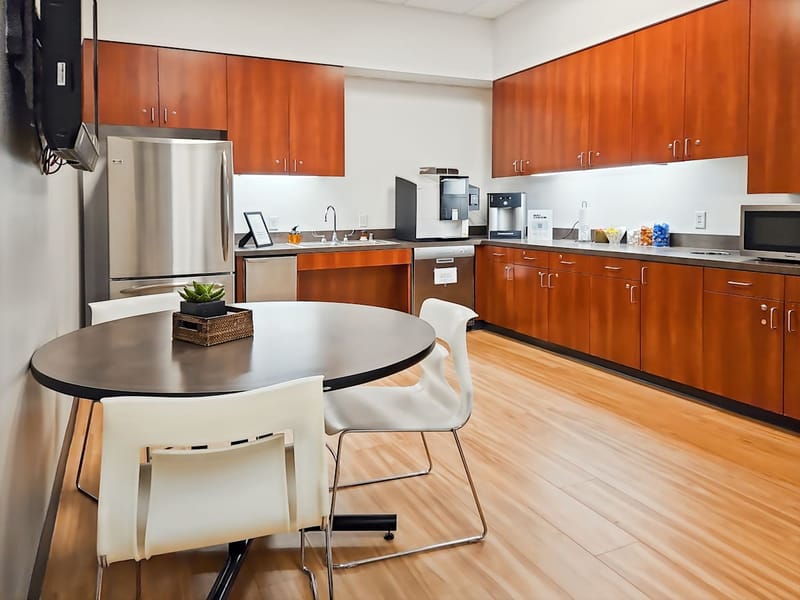 Regus - Uptown Village - 610 Uptown Blvd - Cedar Hill - TX image 6