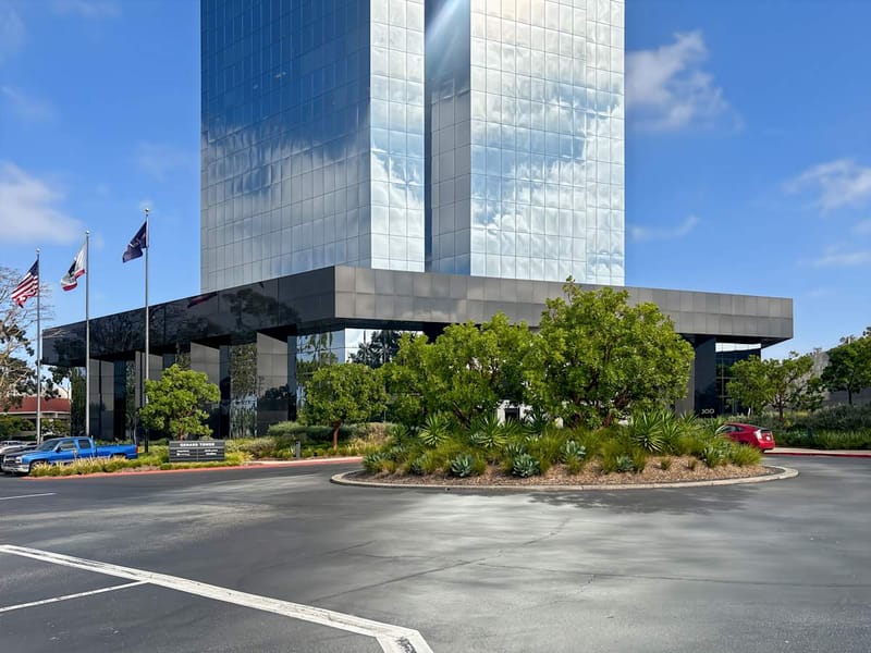 Regus - Topa Financial Center - 300 East Esplanade Drive - Oxnard - CA image 12