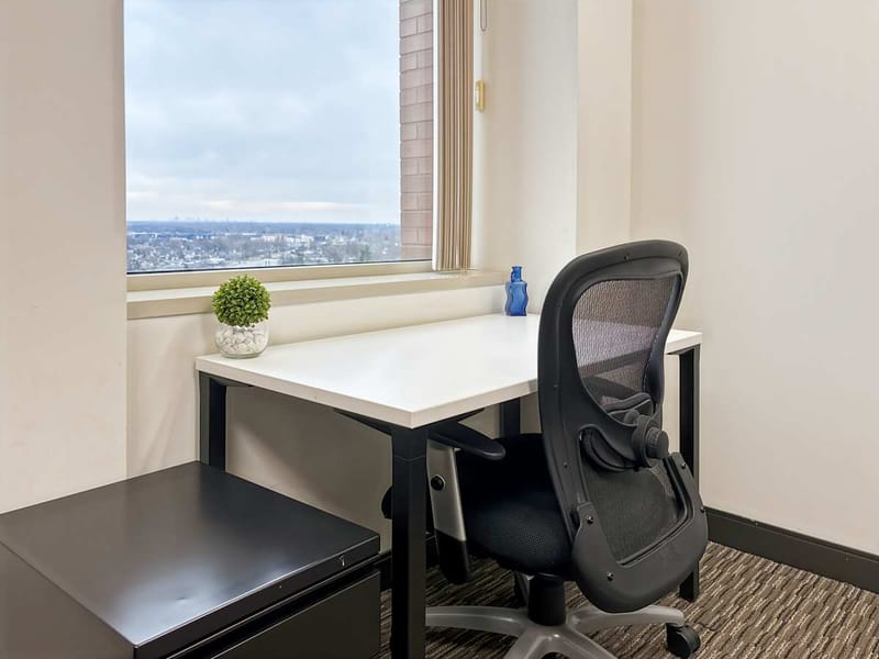 Regus - 101 W Big Beaver Rd - Troy, MI image 13