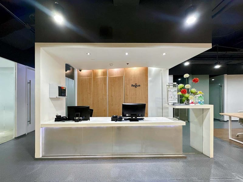 Regus - Filinvest One Building Alabang - Alabang-Zapote Road - Muntinlupa City - Manila image 12