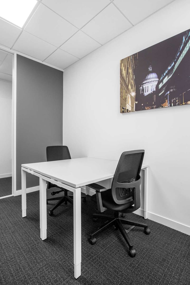 IWG (Regus) - 16 Upper Woburn Place, WC1 - Euston image 4