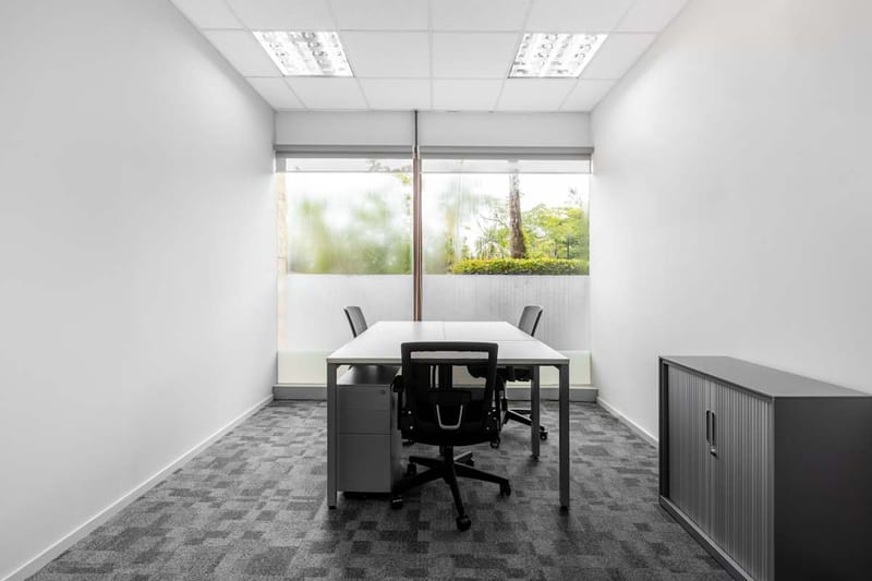 Regus - Royal Phuket Marina Business Centre - Thepkasattri Road - Muang District -  Phuket image 4