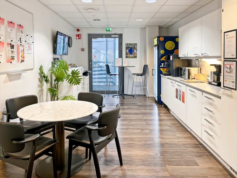 Regus - Alberga Business Park - Bertel Jungin Aukio 5 - Espoo image 6