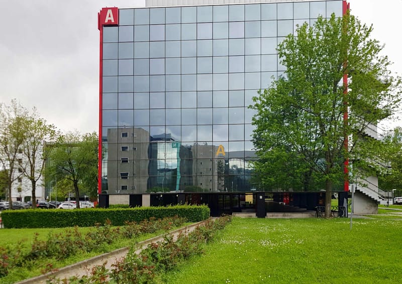 Regus - Milanofiori - Street 6 - Assago - Milan image 2