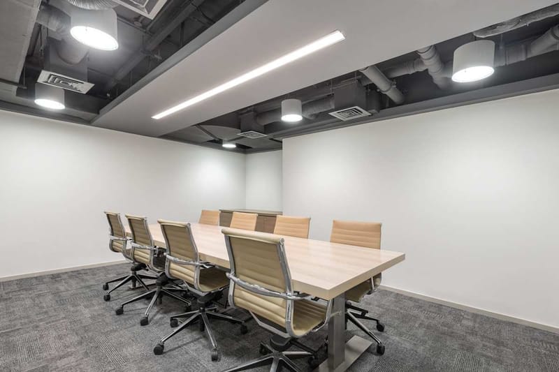 Regus - Al Mawaleh - Holiday Inn Muscat Al Seeb - Muscat image 4