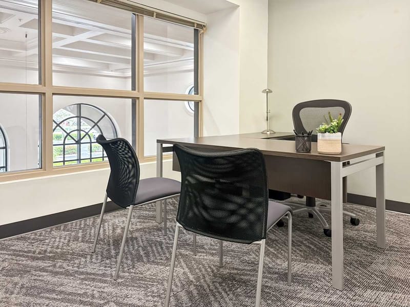 Regus - Tamiami Trail - 4851 Tamiami Trail North - Naples - FL image 4
