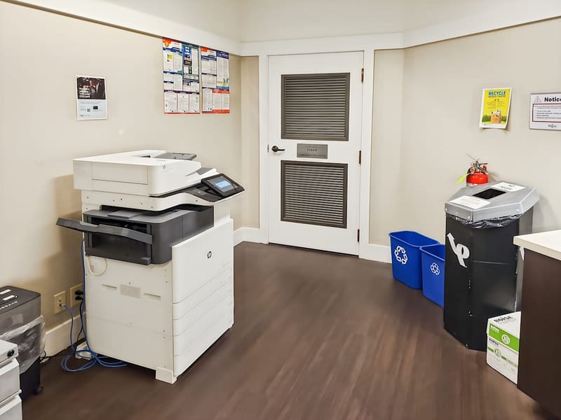 Regus - River Park Center Executive Suites - SE Spokane St - Portland image 11