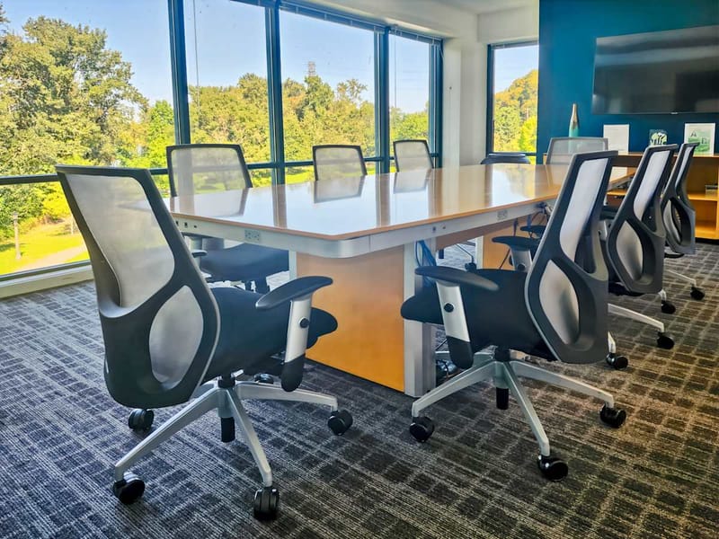 Regus - River Park Center Executive Suites - SE Spokane St - Portland image 3