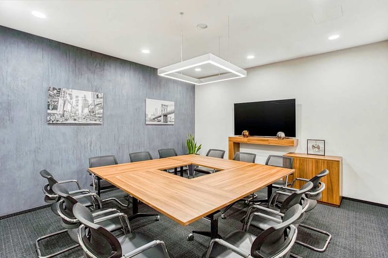 Regus - IQ Business Centre - 13-15 Bolsunovska St. - Kiev image 9