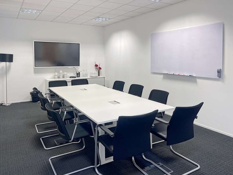 IWG (Regus) - Venture House - Arlington Square - Downshire Way, RG12 - Bracknell image 3