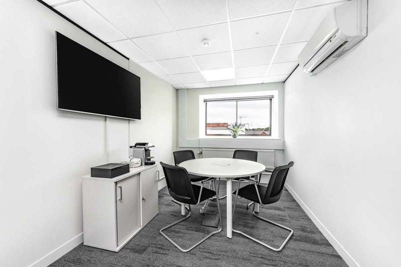IWG (Regus) - Cross Key House - 22 Queen Street, SP1 - Salisbury image 5