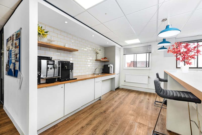 IWG (Regus) - Cross Key House - 22 Queen Street, SP1 - Salisbury image 6