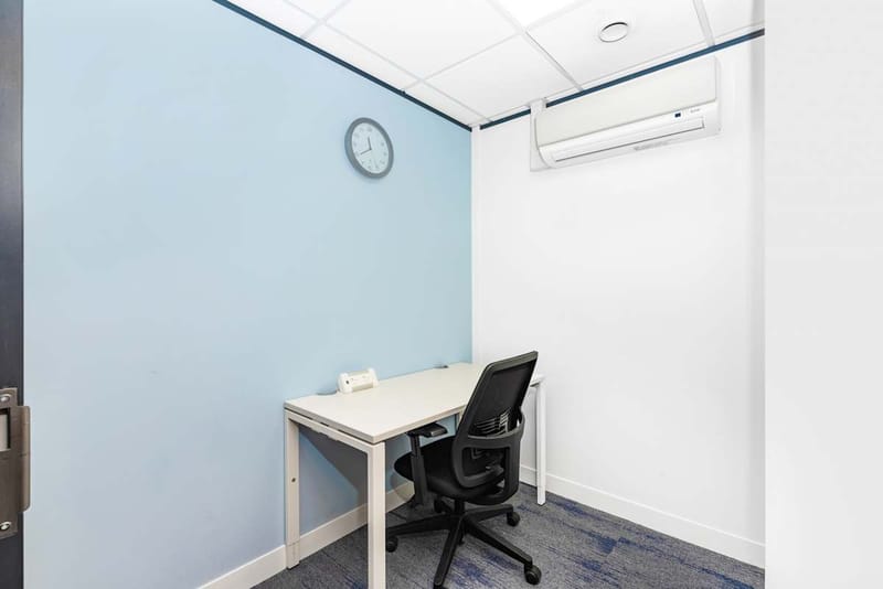 IWG (Regus) - Cross Key House - 22 Queen Street, SP1 - Salisbury image 7