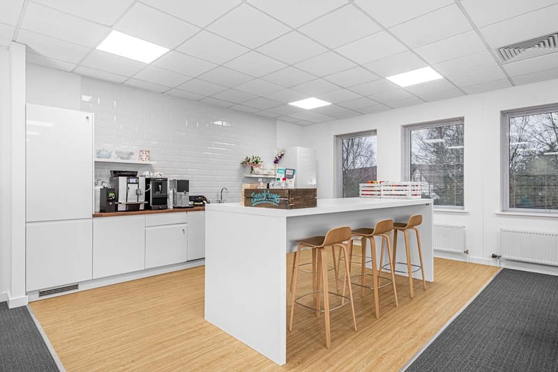 IWG (Regus) - Almondsbury Business Park - Brotherswood Court, BS32 - Almondsbury/Bristol image 7