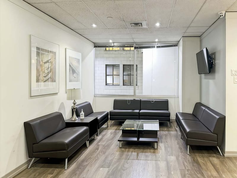 Regus- 36 Toronto St - Toronto - ON (Financial District) image 5