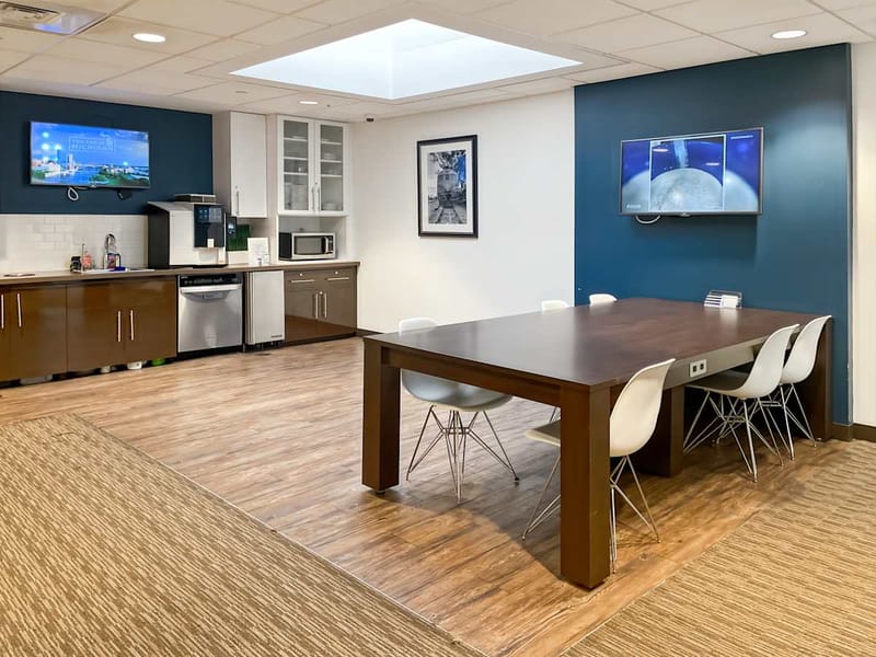 Regus - 801 E. Douglas Avenue - Wichita - KS image 6
