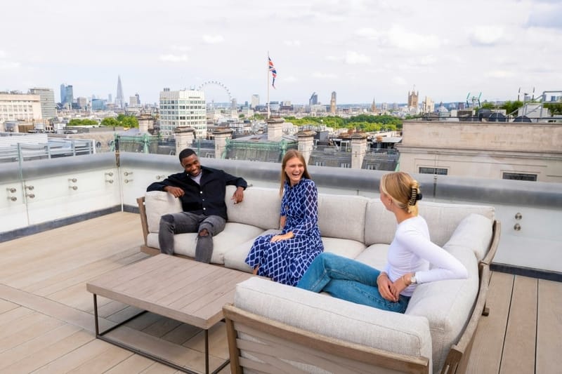 Servcorp - One Mayfair Place, W1J 8AJ - Mayfair image 9