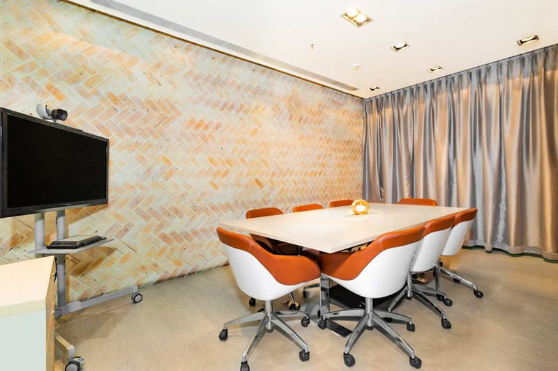 Regus - World Trade Centre - Brigade Gateway Campus - Malleshwaram - Bangalore image 3