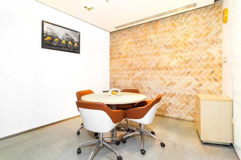 Regus - World Trade Centre - Brigade Gateway Campus - Malleshwaram - Bangalore image 9