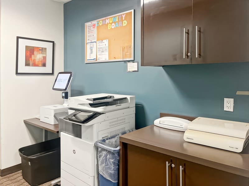 Regus - 118-35 Queens Blvd - Forest Hills - NY image 10