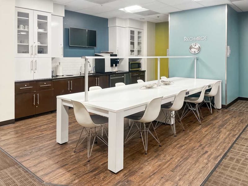 Regus - Fountaingrove Center - 3558 Round Barn Blvd - Santa Rosa - CA image 17