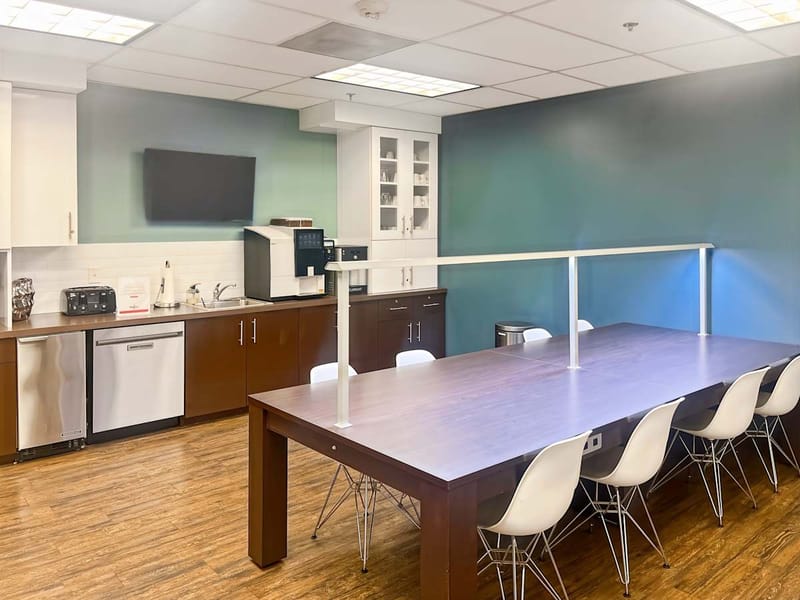 Regus - Piedmont Southpark Towers - 6201 Fairview Road - Charlotte - NC image 6