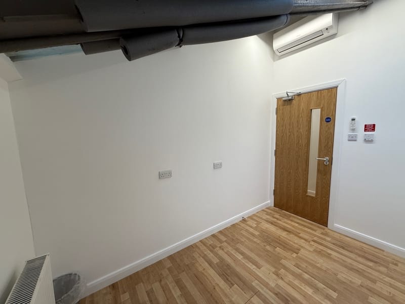 Tocca Investments Ltd - 12 Deer Park Road, SW19 3TL - South Wimbledon image 10