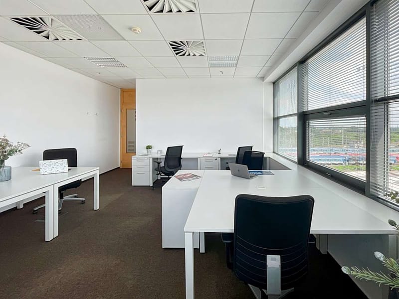 Regus - Brno Spielberk centre - Holandská 878/2 - Brno image 12