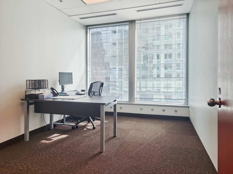Regus - Centre Ville - Rene Levesque Blvd W - Montreal image 6