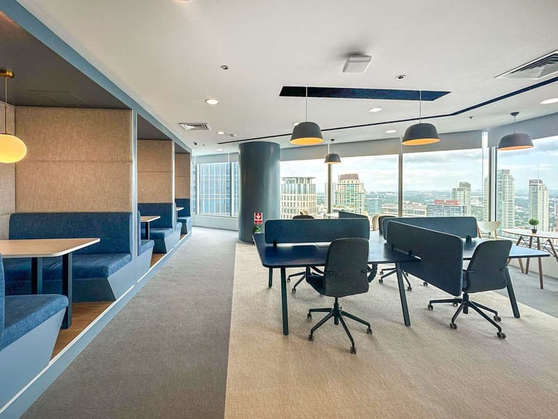 Regus - PBCom Tower - 6795 Ayala Avenue corner V.A. Rufino Street - Makati City - Manila image 4