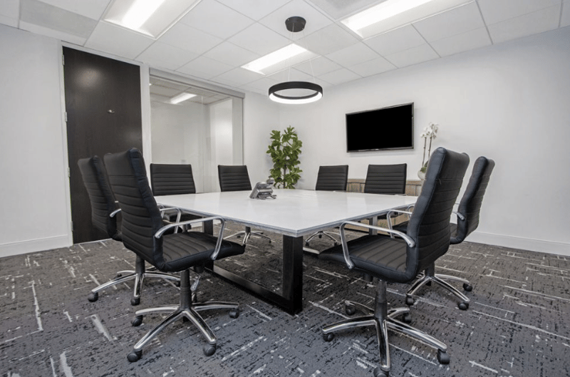 Premier Workspaces - NEW - Newport Beach - CA - Fashion Island - Newport Center Drive image 3