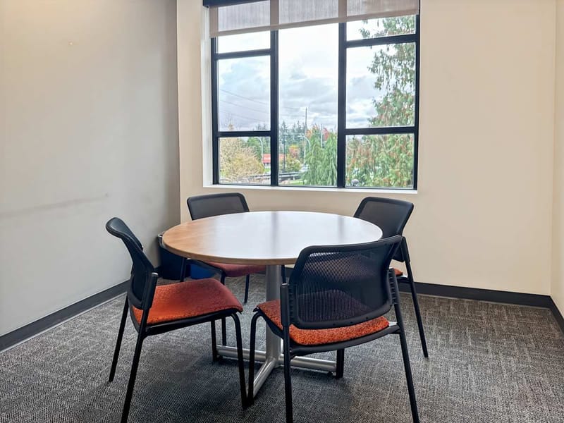 Regus - 15300 Croydon Dr - Surrey, British Columbia image 9