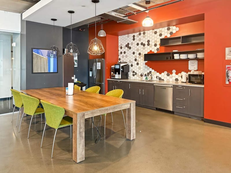 Regus - 2025 Willingdon Ave - Burnaby, British Columbia image 6