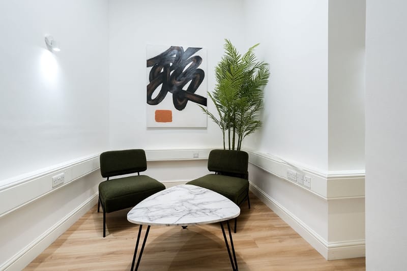 Dutton Business Limited - 10 Ironmonger Lane, EC2 - Bank image 4