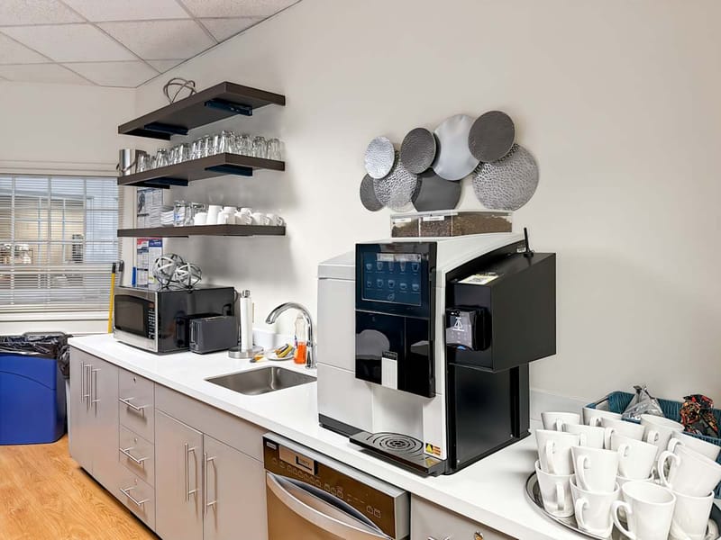 Regus - Independence Place - 15 Constitution Drive - Bedford - NH image 6