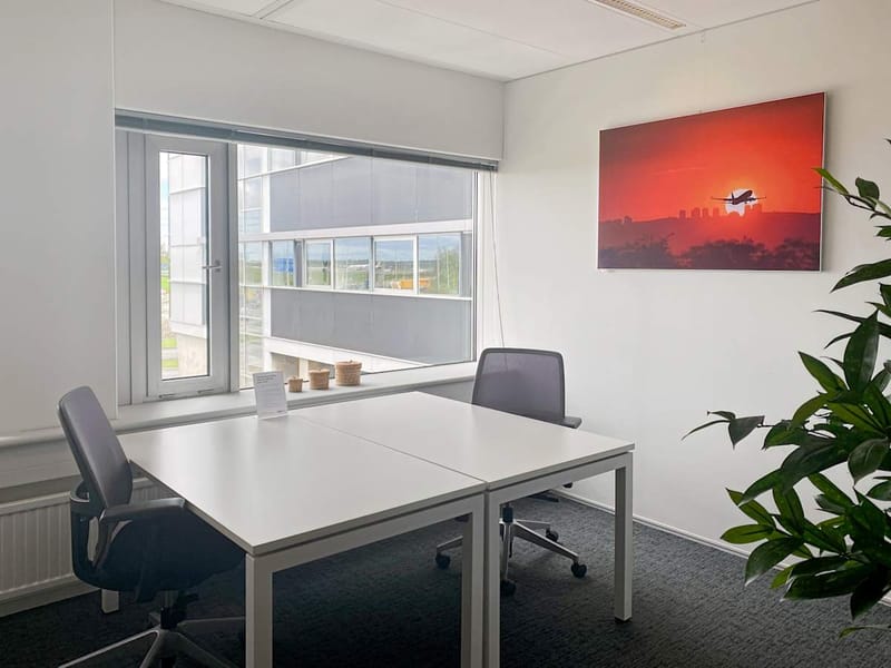 Regus - Schiphol Airport - The Base B - Evert van de Beekstraat 104 - Schiphol image 8