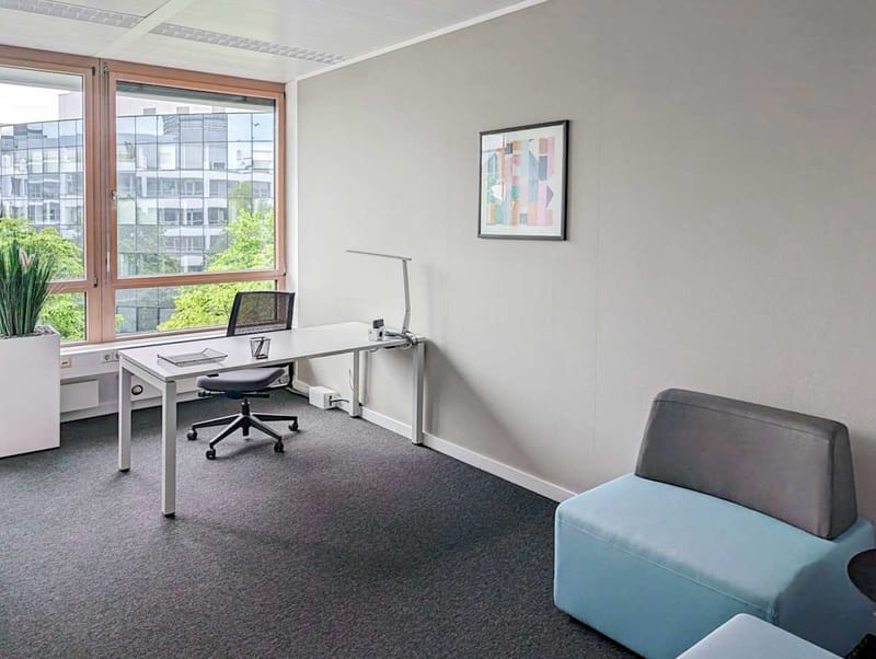 Regus - Dusseldorf Seestern - Prinzenpark - Prinzenallee, Dusseldorf image 4